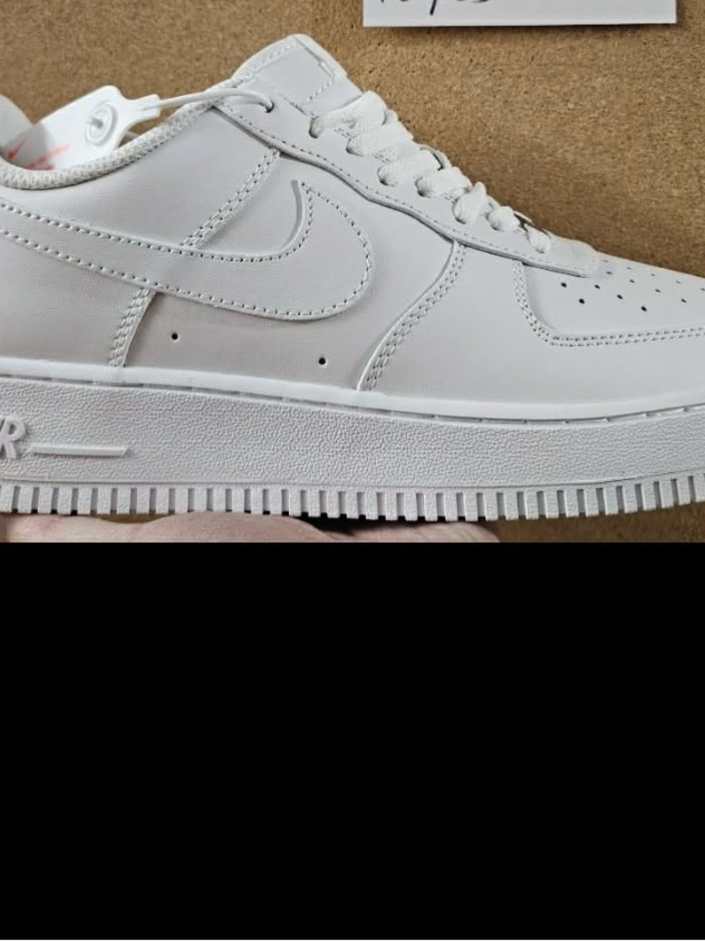 Nike White Low-Top Swoosh Leather Sneaker